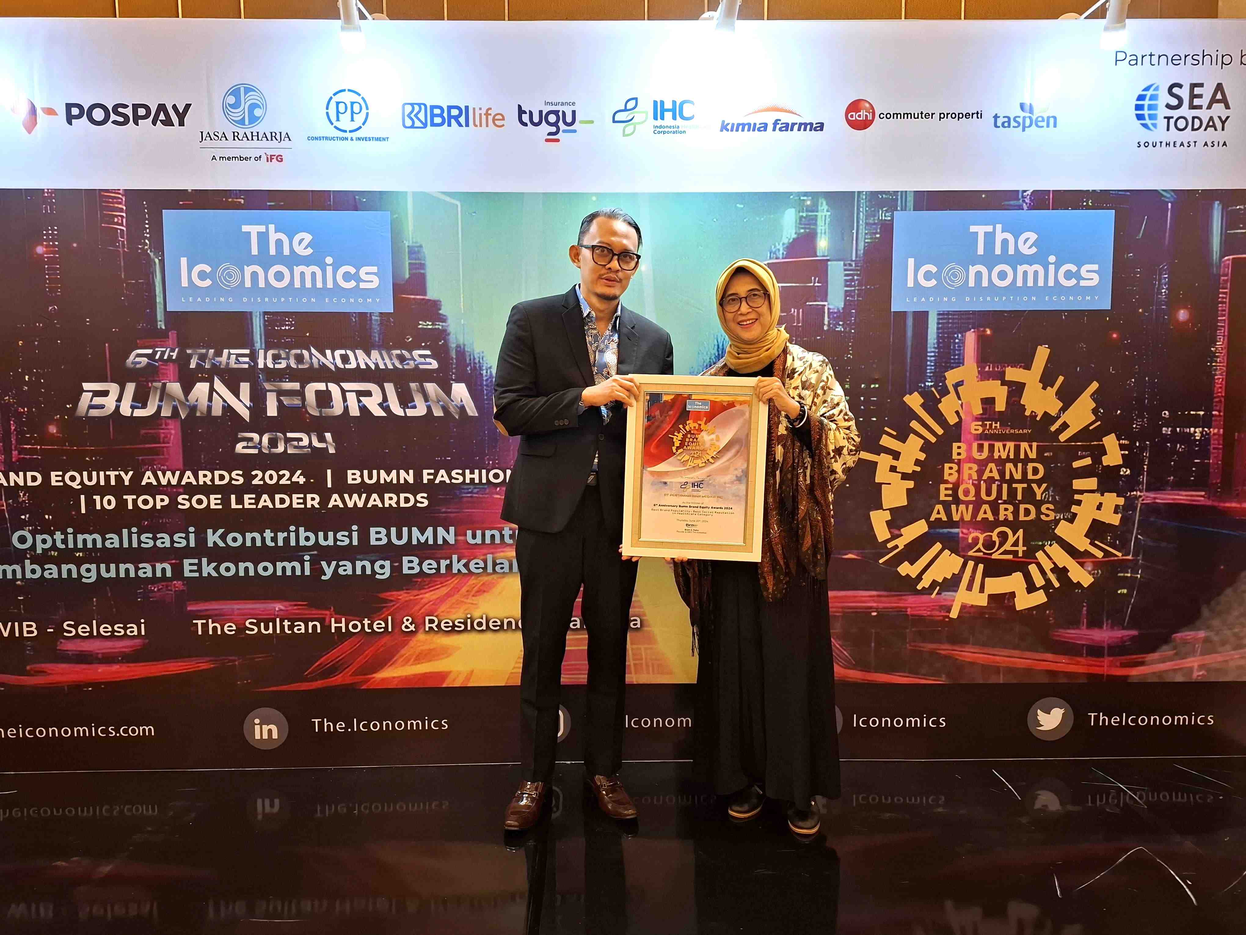 IHC Raih Penghargaan Bergengsi di Ajang 6th Anniversary Indonesia BUMN Awards 2024 - Best Brand Popularity, Best Social Reputation